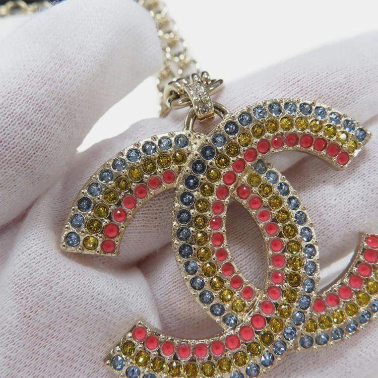 Pre Owned Chanel Cc Logo Metal Rhinestone Multicolor Necklace 