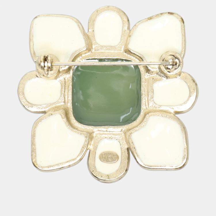 Pre Owned Chanel Gripoix CC Brooch