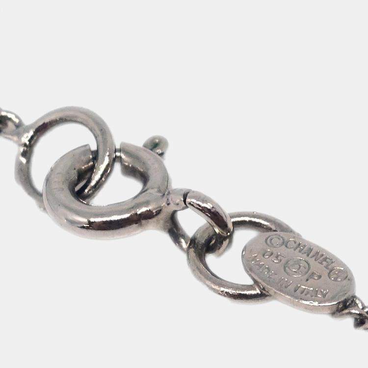 Pre Owned Chanel CC Chain Pendant Necklace Acrylic Silver Red