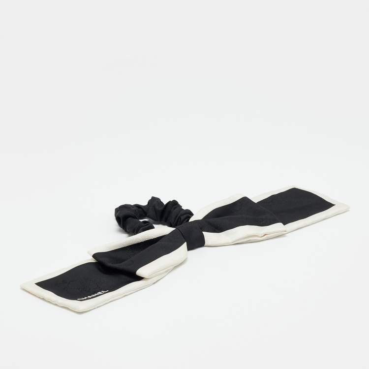Pre Owned Chanel Black Silk Bow Scrunchie