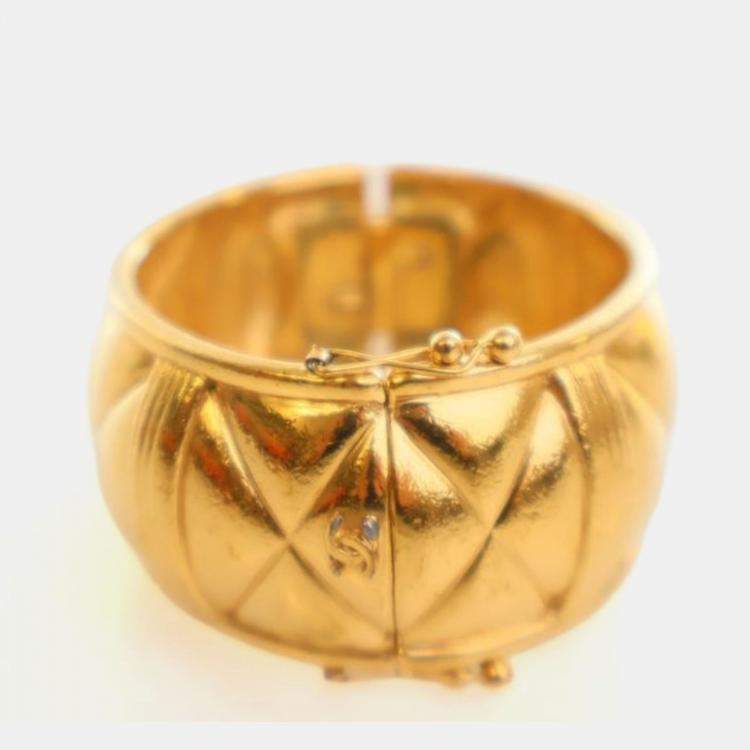Pre Owned Chanel Vintage CC Bangle