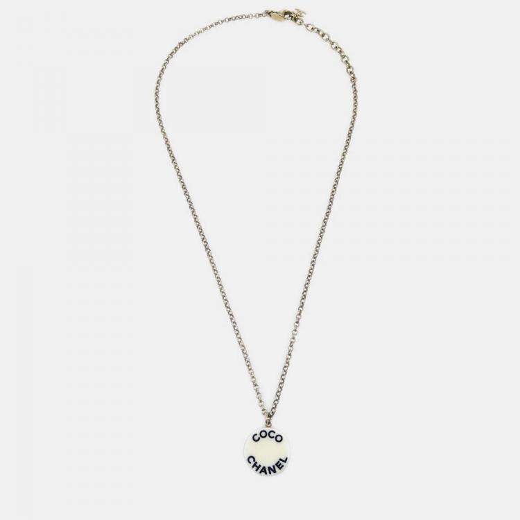 Pre Owned Chanel Gold White Pendant Necklace