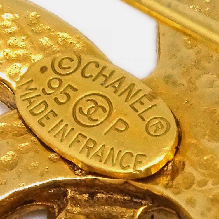 Pre Owned Chanel CC Heart Brooch Gold