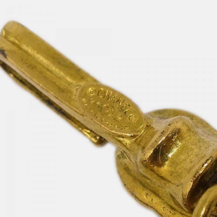 مملوكة مسبقًا Chanel Loupe Chain Necklace Gold