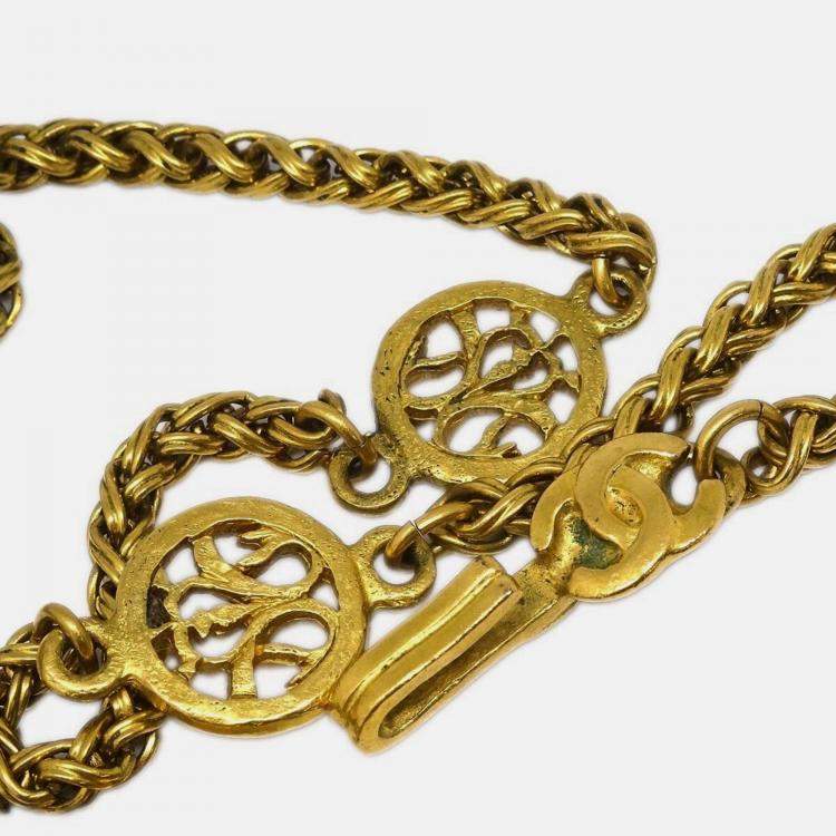 مملوكة مسبقًا Chanel Loupe Chain Necklace Gold