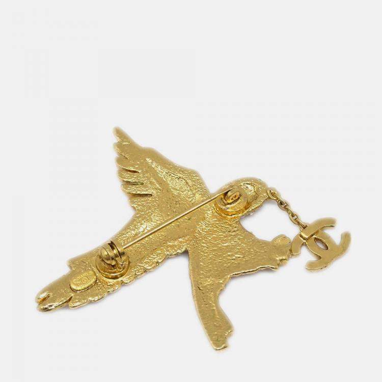 Pre Owned Chanel Eagle Rhinestone Brooch Pin Gold