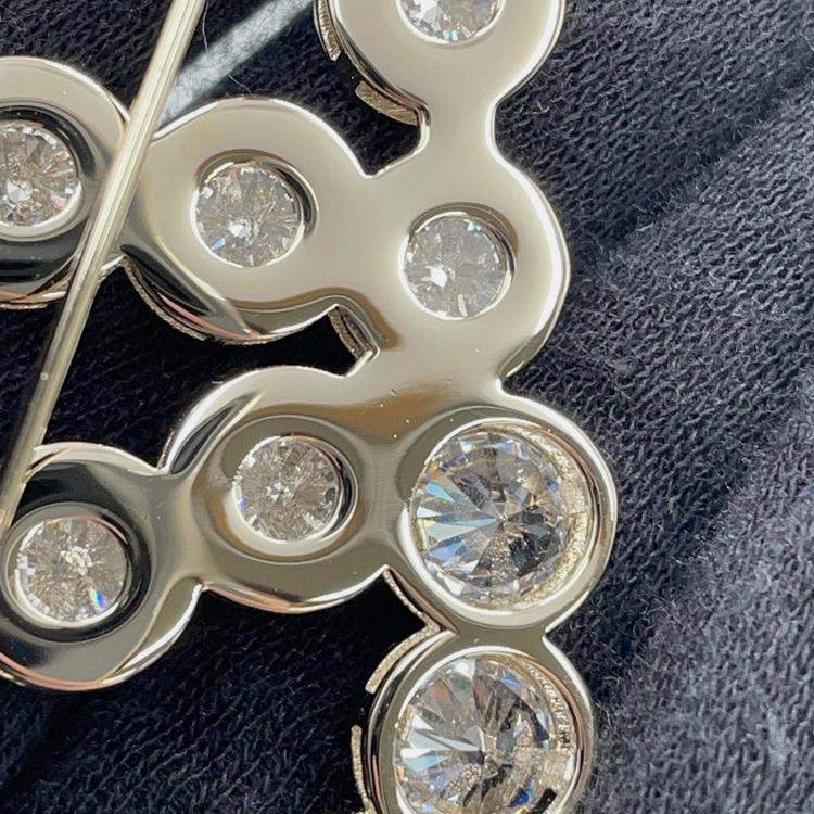 مملوكة مسبقًا Chanel CC Logo Rhinestone Gold Plated Brooch 