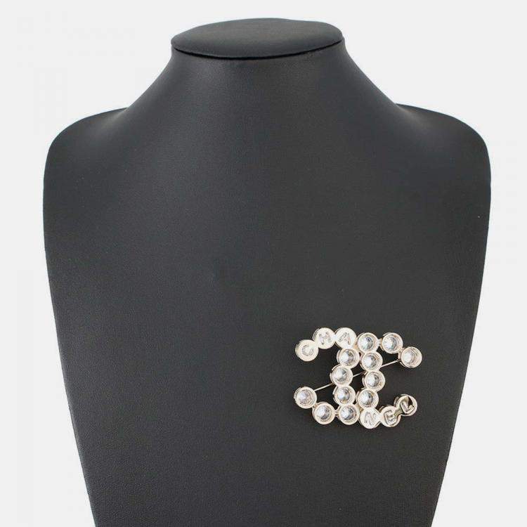 مملوكة مسبقًا Chanel CC Logo Rhinestone Gold Plated Brooch 
