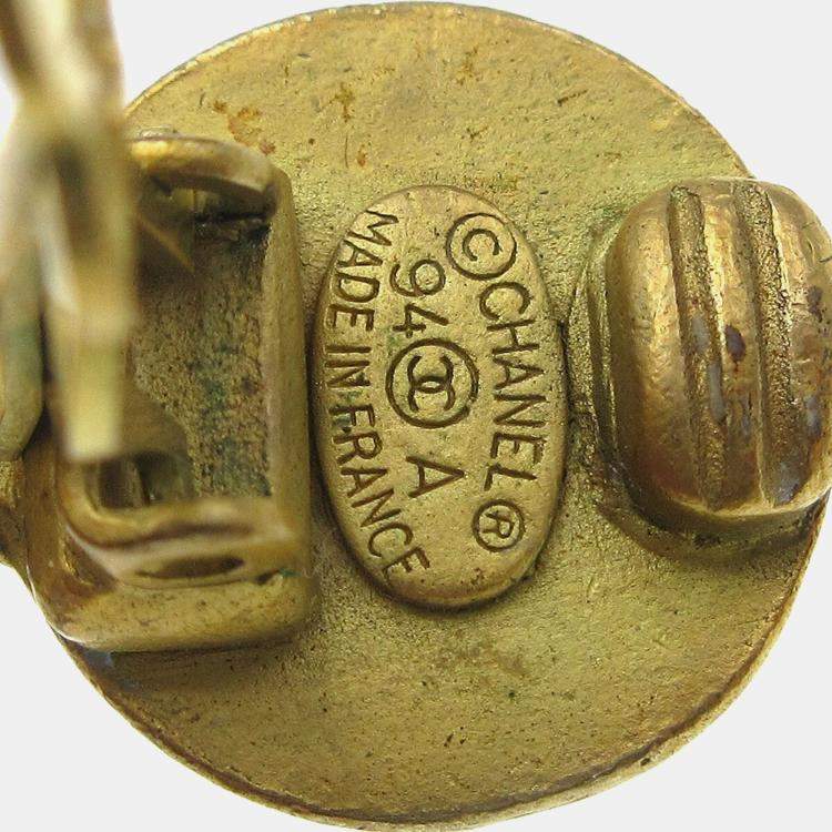 Pre Owned Chanel Dangle Hoop Earrings Clip-On Gold