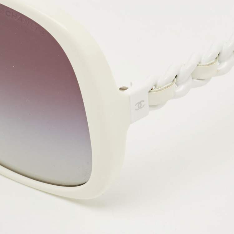 مملوكة مسبقًا Chanel White/Grey Gradient 5470 Q Chain Oversized Sunglasses