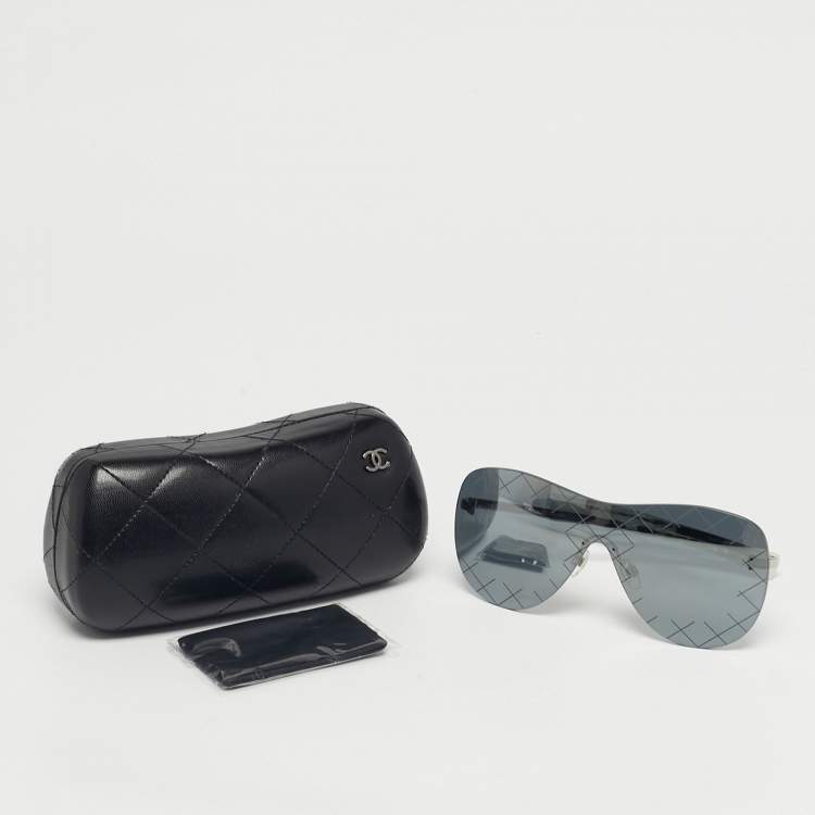 Pre Owned Chanel Black Mirrored 71158 Quilted Rimless Shield Sunglasses