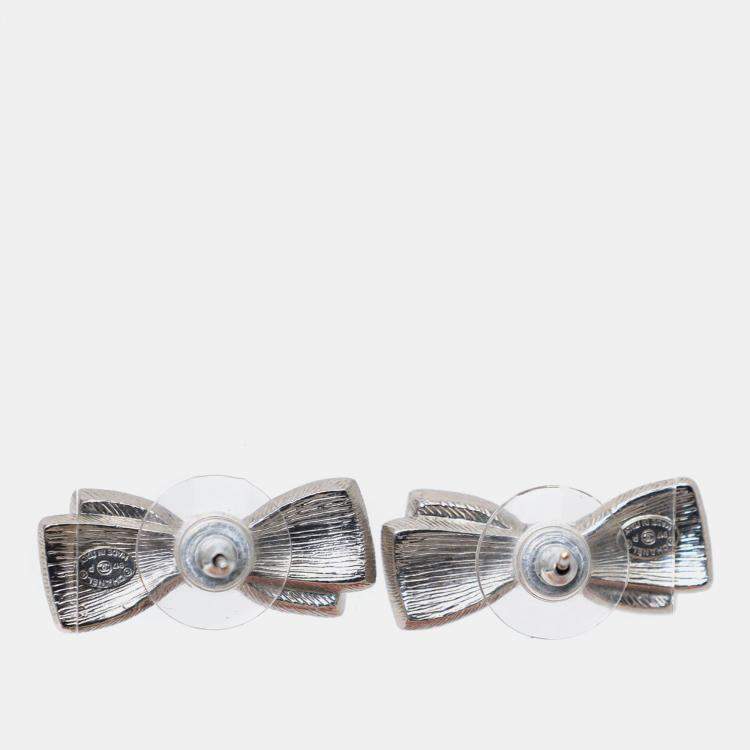 Pre Owned Chanel 2017 Black/Silver Crystal Bow Earrings