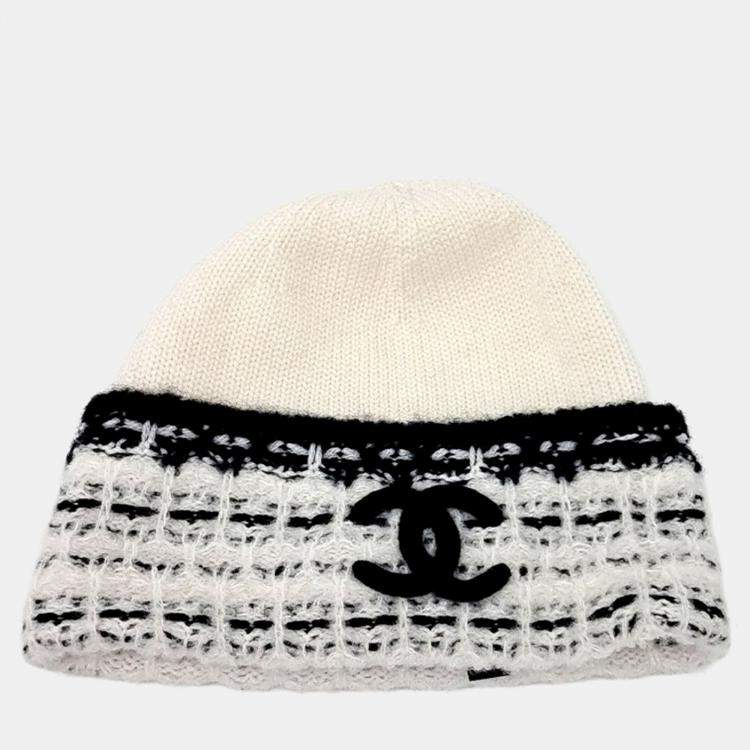 Pre Owned Chanel Beige Black Wool beanie