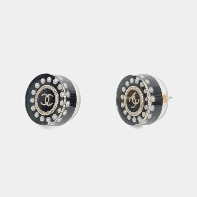 Pre Owned Chanel round logo earrings