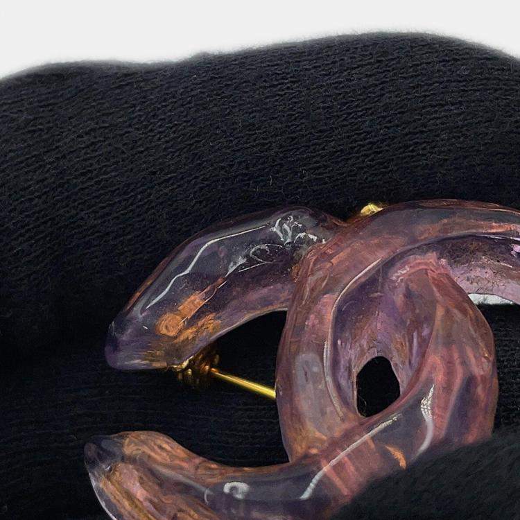 Pre Owned Chanel Cc Logo Brooch Purple Metal Plastic