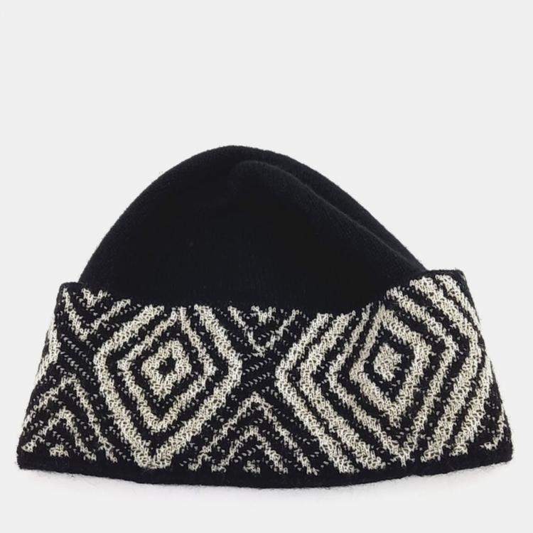 Pre Owned Chanel Multicolor knit Beanie
