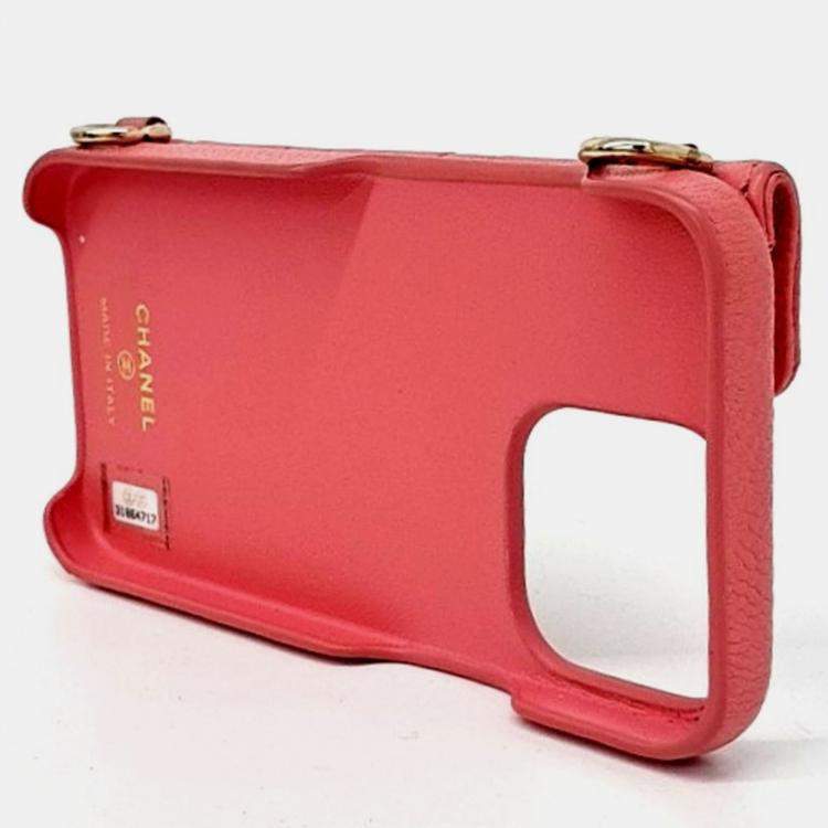 مملوكة مسبقًا Chanel Pink Caviar iPhone Pro Case