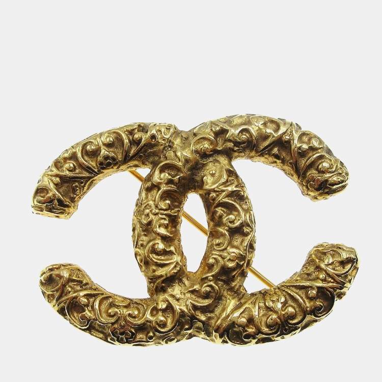 Pre Owned Chanel Cc Brooch Pin Gold