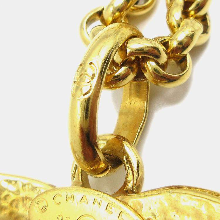 Pre Owned Chanel Heart Chain Pendant Necklace Gold