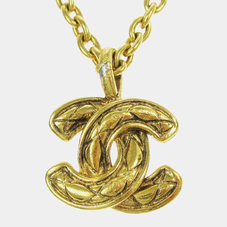 Pre Owned Chanel Cc Chain Pendant Necklace Gold