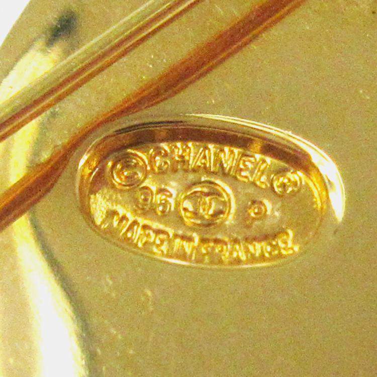 مملوكة مسبقًا Chanel Turnlock Brooch Pin Gold Large