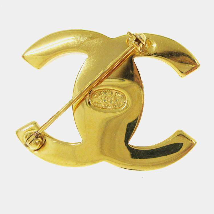 Pre Owned Chanel Turnlock Brooch Pin Gold Large