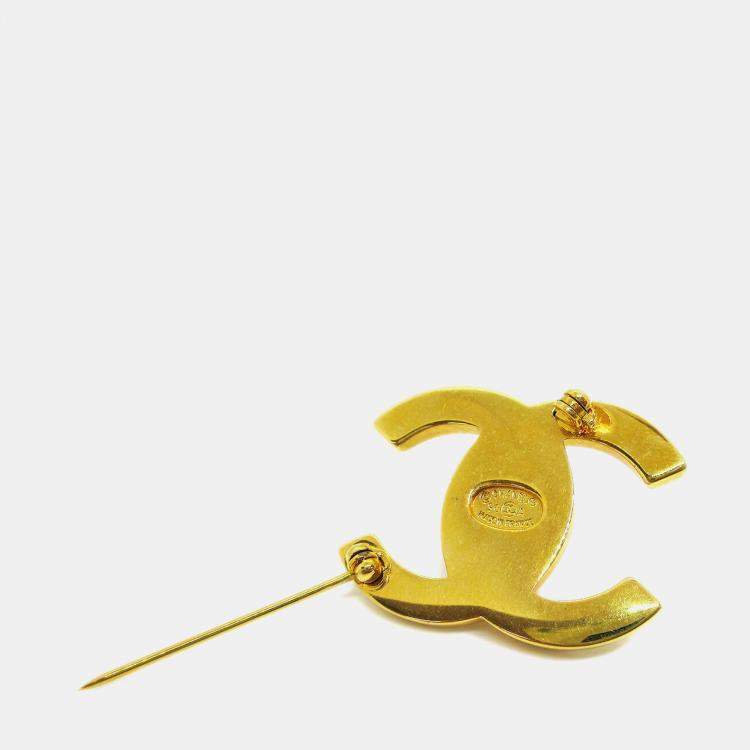 Pre Owned Chanel Turnlock Brooch Pin Gold Small