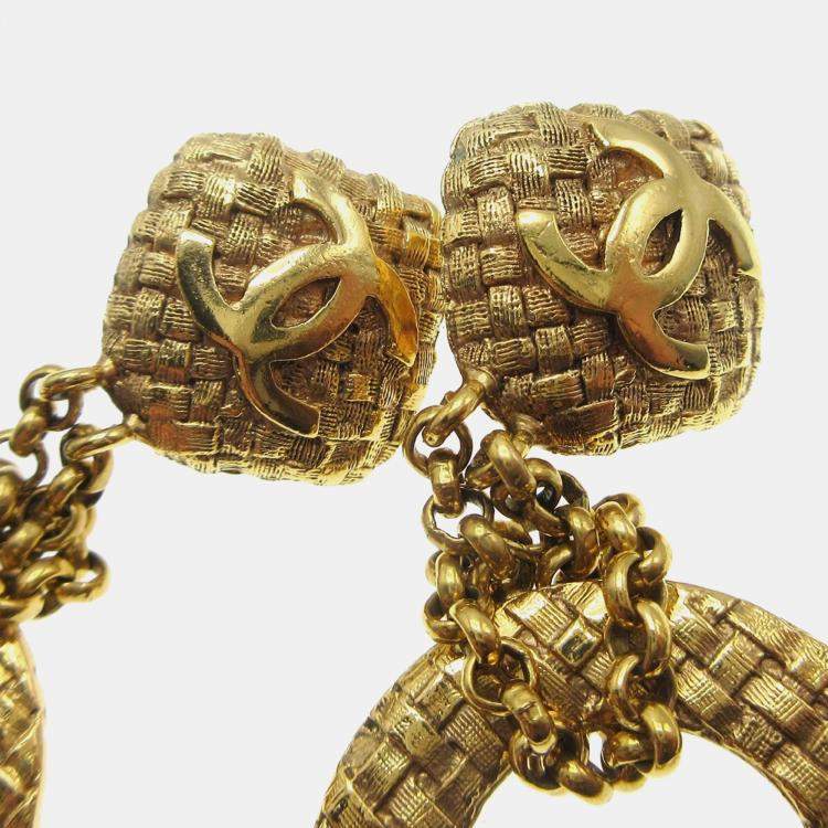 Pre Owned Chanel Dangle Hoop Earrings Clip-On Gold