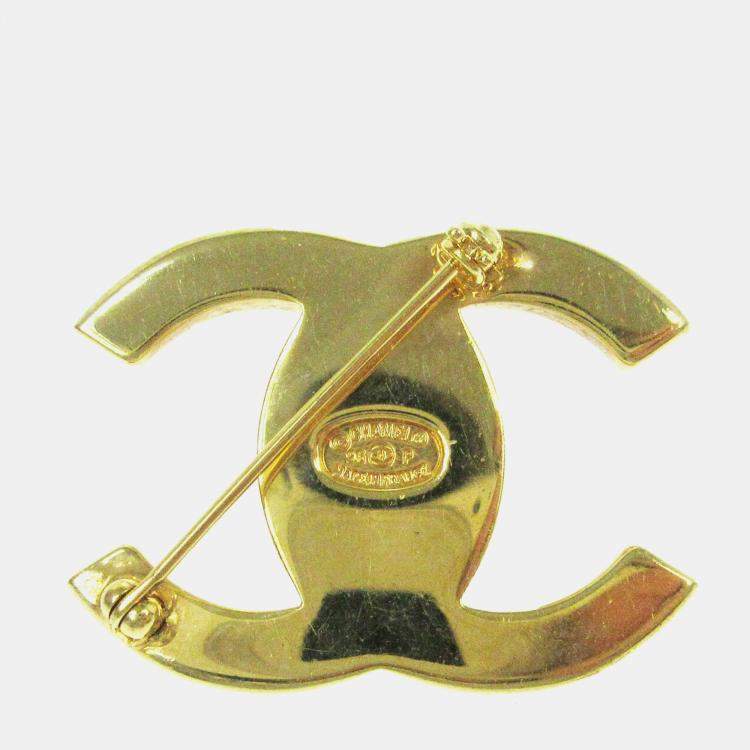 Pre Owned Chanel Turnlock Brooch Pin Gold Large