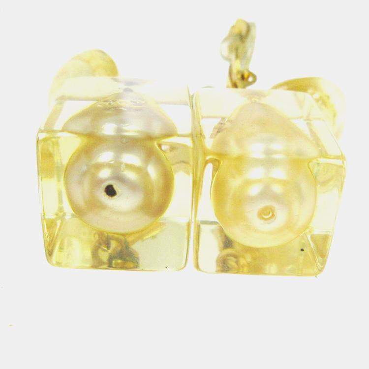 Pre Owned Chanel Artificial Pearl Dangle Earrings Clip-On Acrylic