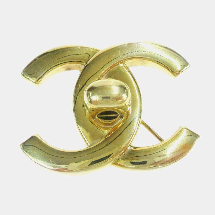 Pre Owned Chanel Turnlock Brooch Pin Gold Large