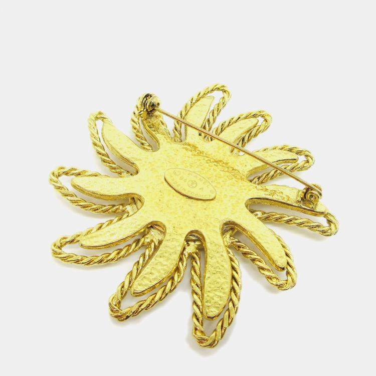 Pre Owned Chanel Sun Brooch Pin Gold