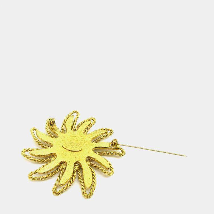 Pre Owned Chanel Sun Brooch Pin Gold