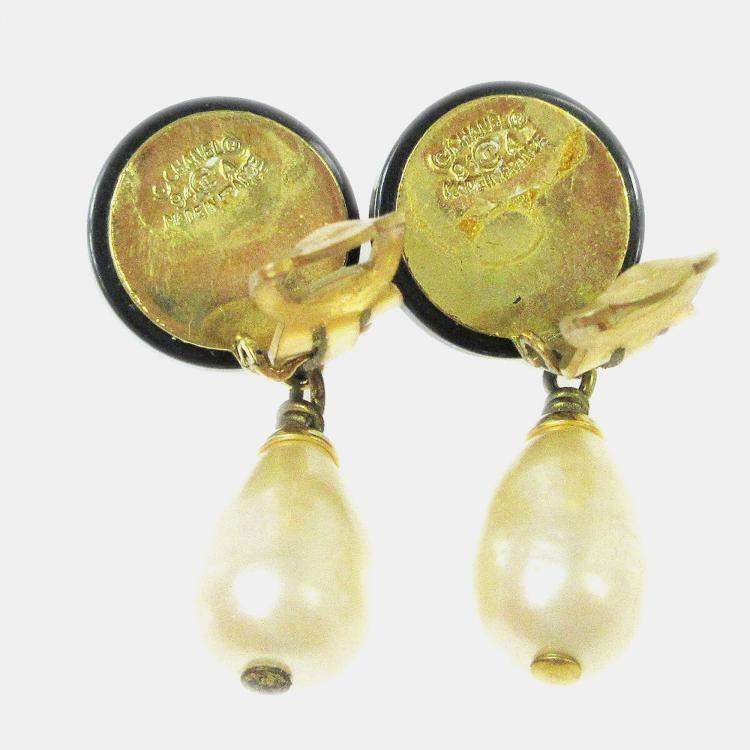 Pre Owned Chanel Artificial Pearl Dangle Earrings Clip-On Black White