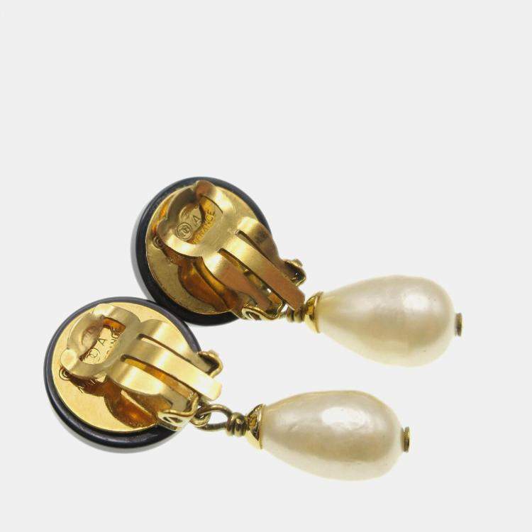 Pre Owned Chanel Artificial Pearl Dangle Earrings Clip-On Black