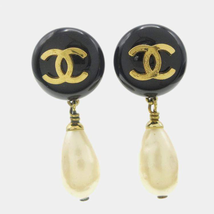 Pre Owned Chanel Artificial Pearl Dangle Earrings Clip-On Black