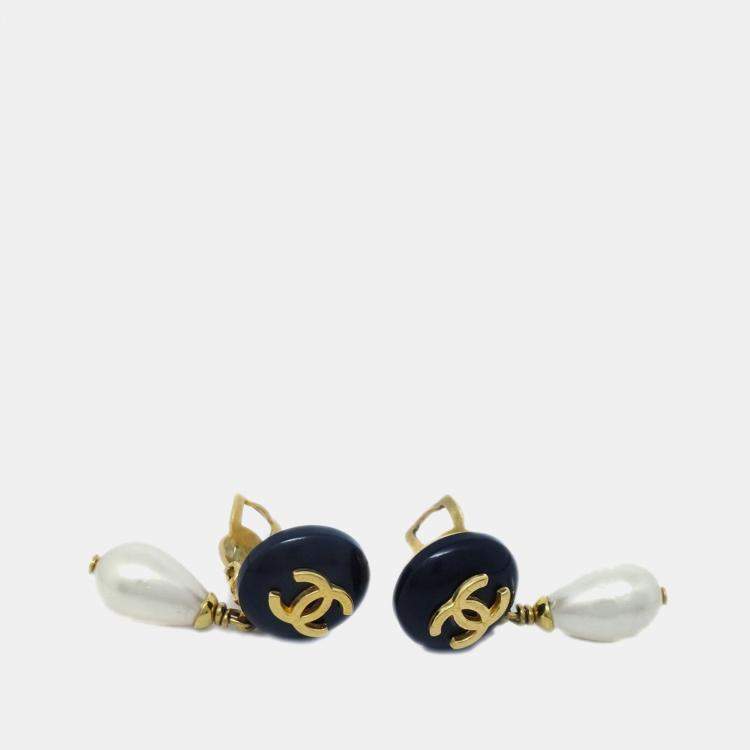 Pre Owned Chanel Artificial Pearl Dangle Earrings Clip-On Gold
