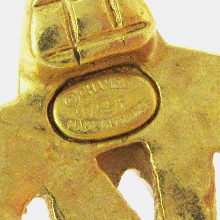 Pre Owned Chanel Heart Earrings Clip-On Gold