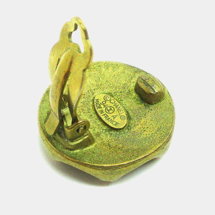 Pre Owned Chanel Button Earrings Gold Black Clip-On
