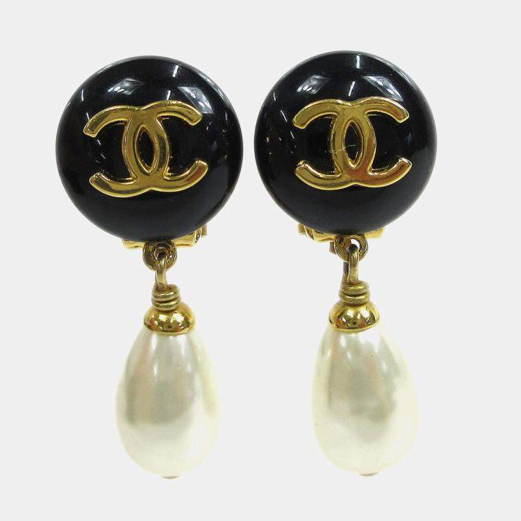Pre Owned Chanel Artificial Pearl Dangle Earrings Clip-On Black
