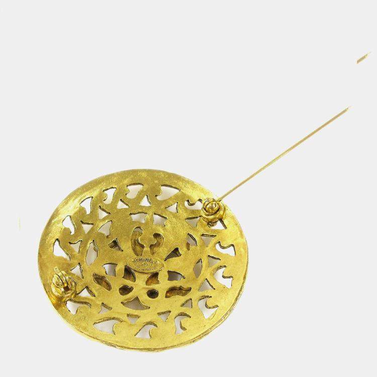 Pre Owned Chanel Medallion Brooch Pin Gold