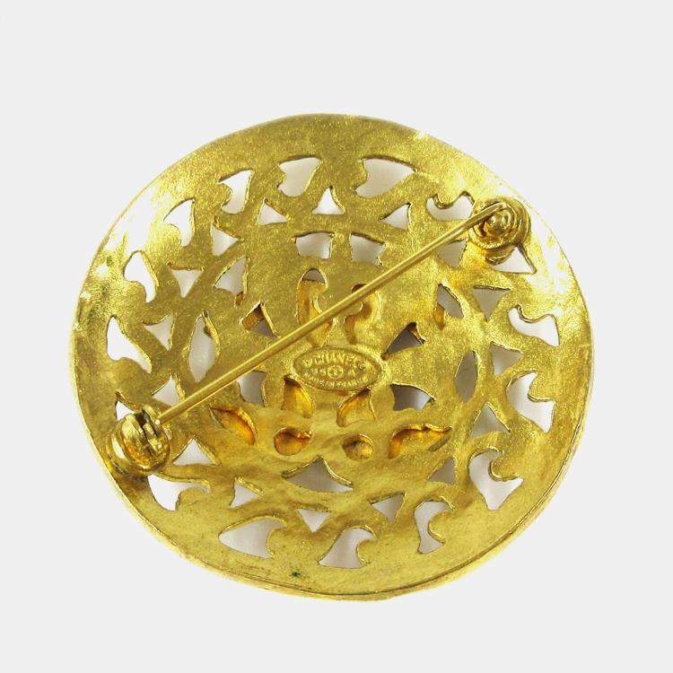 Pre Owned Chanel Medallion Brooch Pin Gold