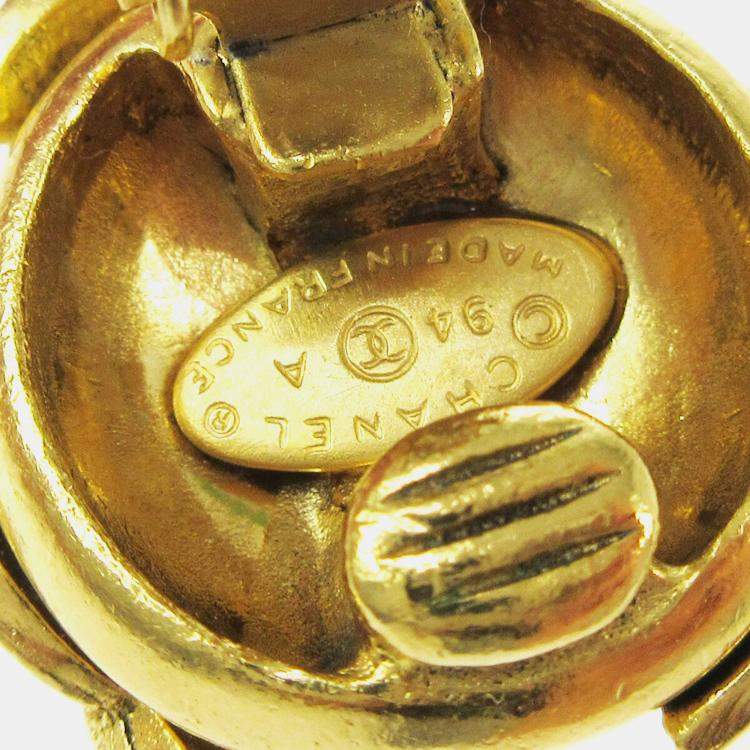 Pre Owned Chanel Triple Cc Earrings Clip-On Gold