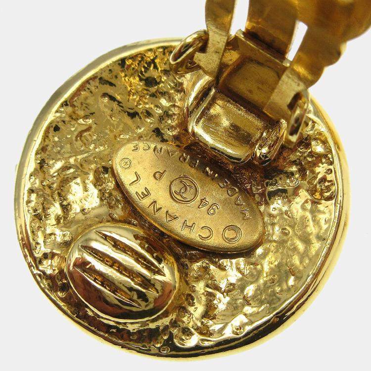 Pre Owned Chanel Button Earrings Clip-On Gold