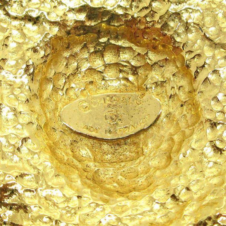 Pre Owned Chanel Lion Brooch Pin Gold