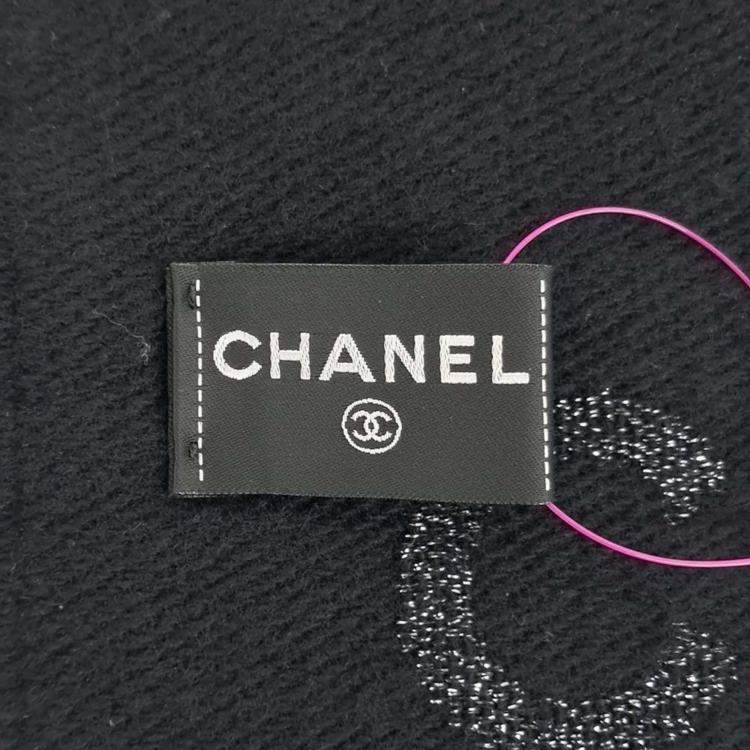 Pre Owned Chanel Black Wool Muffler
