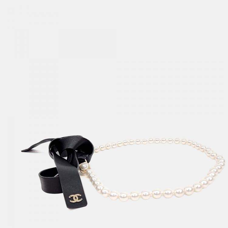Pre Owned Chanel Black Leather Pearl Belt