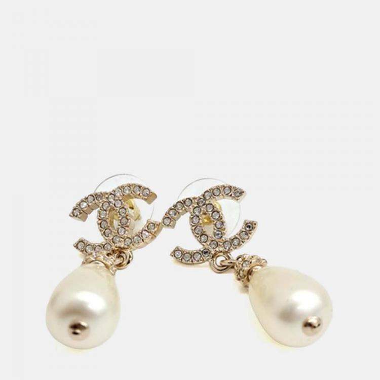Pre Owned Chanel  Gold Plated Pearl Logo Earrings