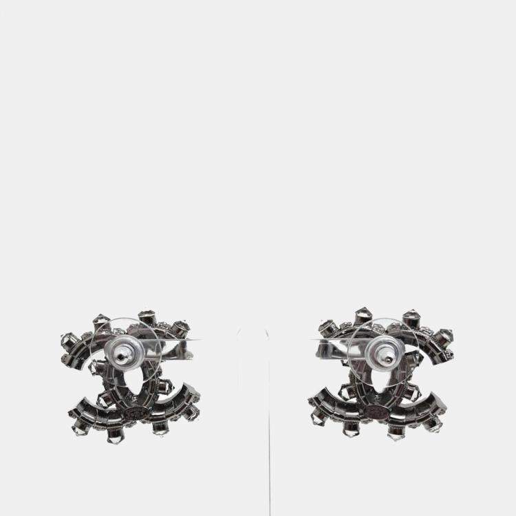 Pre Owned Chanel logo-embellished earrings