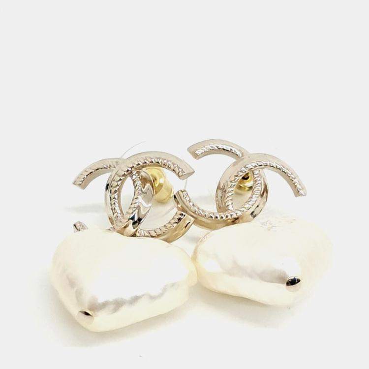 Pre Owned Chanel pearl logo earrings